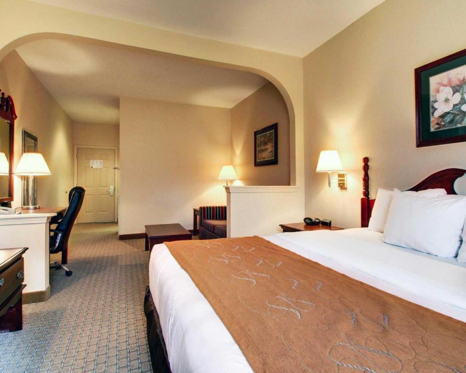 Baymont By Wyndham Laurel Hotel Ngoại thất bức ảnh